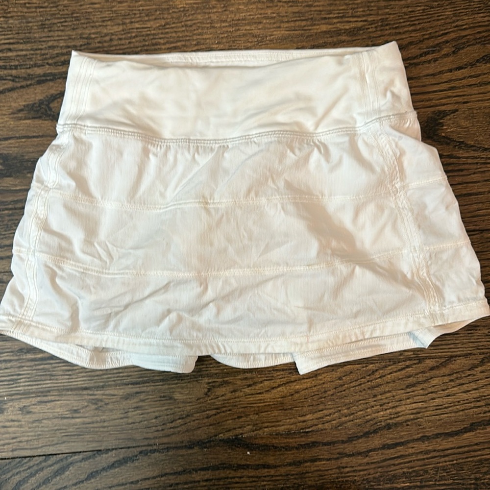 Lululemon SZ 0 2.5” Tennis Rival Skirt/Skort
